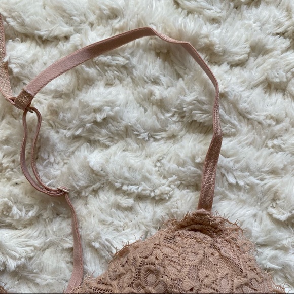PRICE DROP! Aerie Lace Bralette - Picture 3 of 5